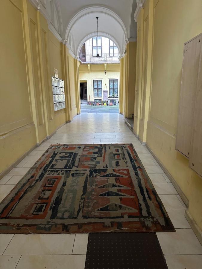 Orangehomes Peaceful Apartment Next To Central Market Hall Budapest Exterior photo